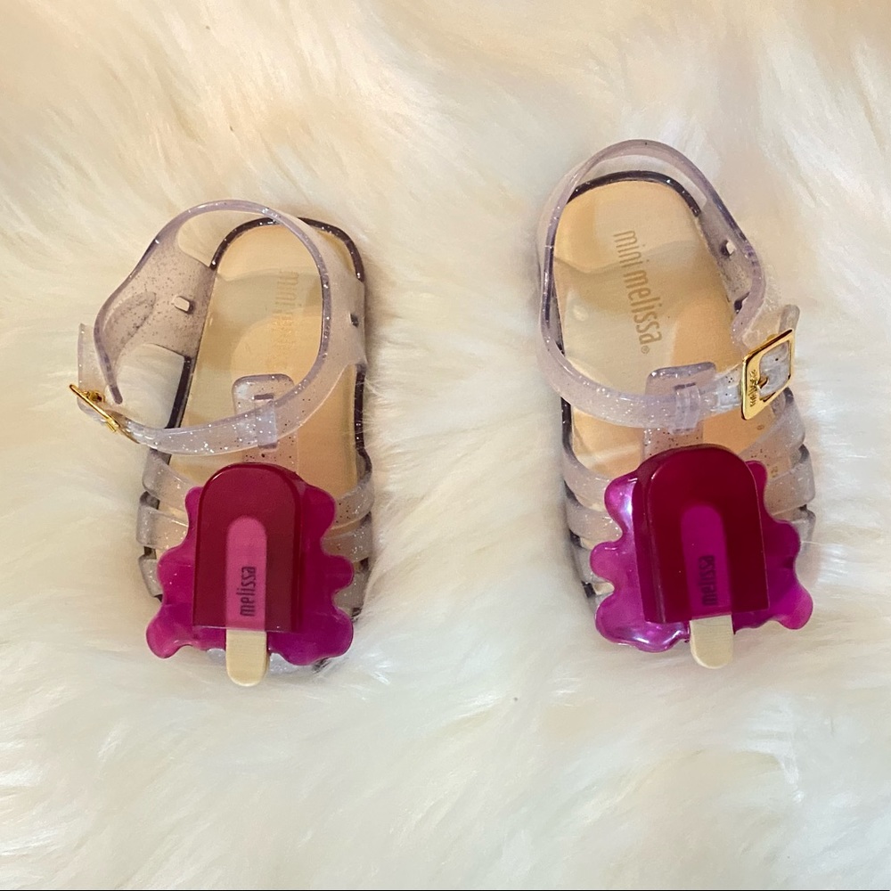 Mini Melissa baby size 5